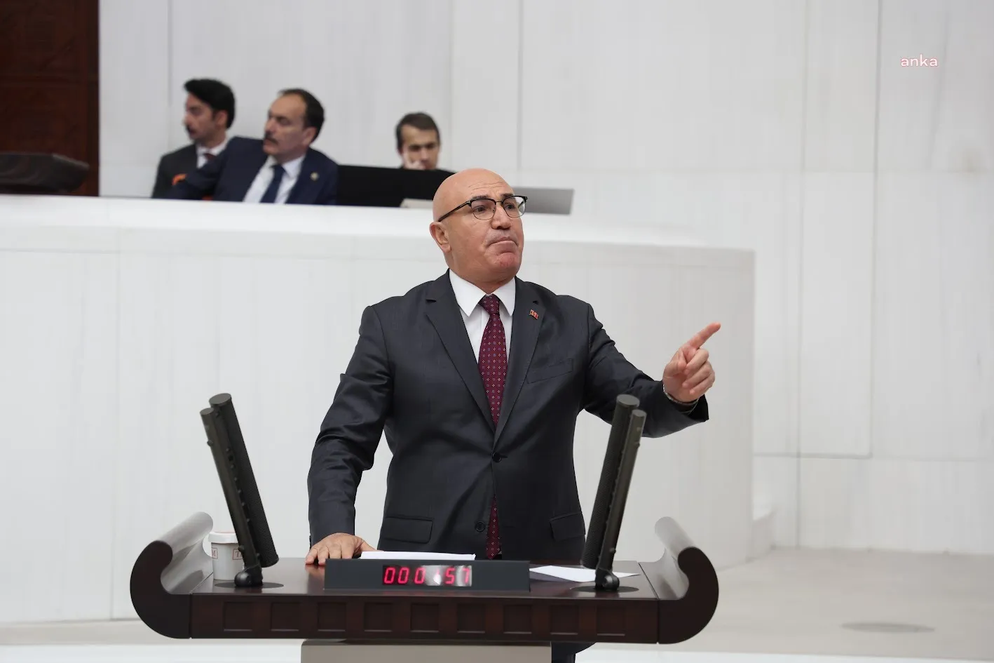 CHP’li Tanal: Savaş nedeniyle İran’dan Türkiye’ye dönen üniversite öğrencileri, denklik ve eğitimlerine devam konusunda belirsizlikle karşı karşıya