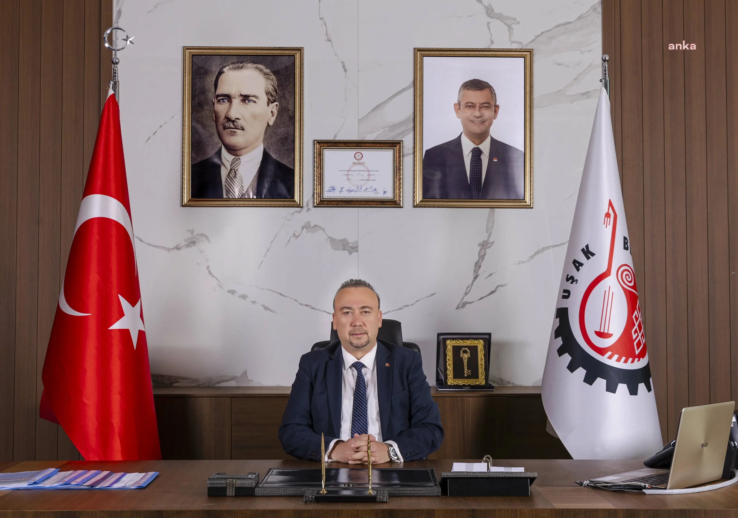 Uşak Belediyesi soruşturmasında Belediye Başkanı Özkan Yalım dahil 9 kişi tutuklandı